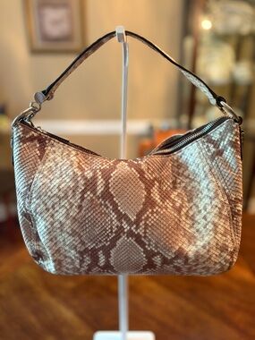 Michael Kors Fulton Baguette Bag in (Dark Sand) Taupe Python-Print